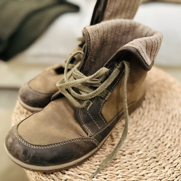 Chaco Barbary boots in good/fair condition - Picture 4 of 5